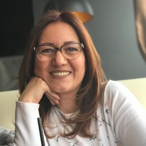 Meet your Posher, Secil